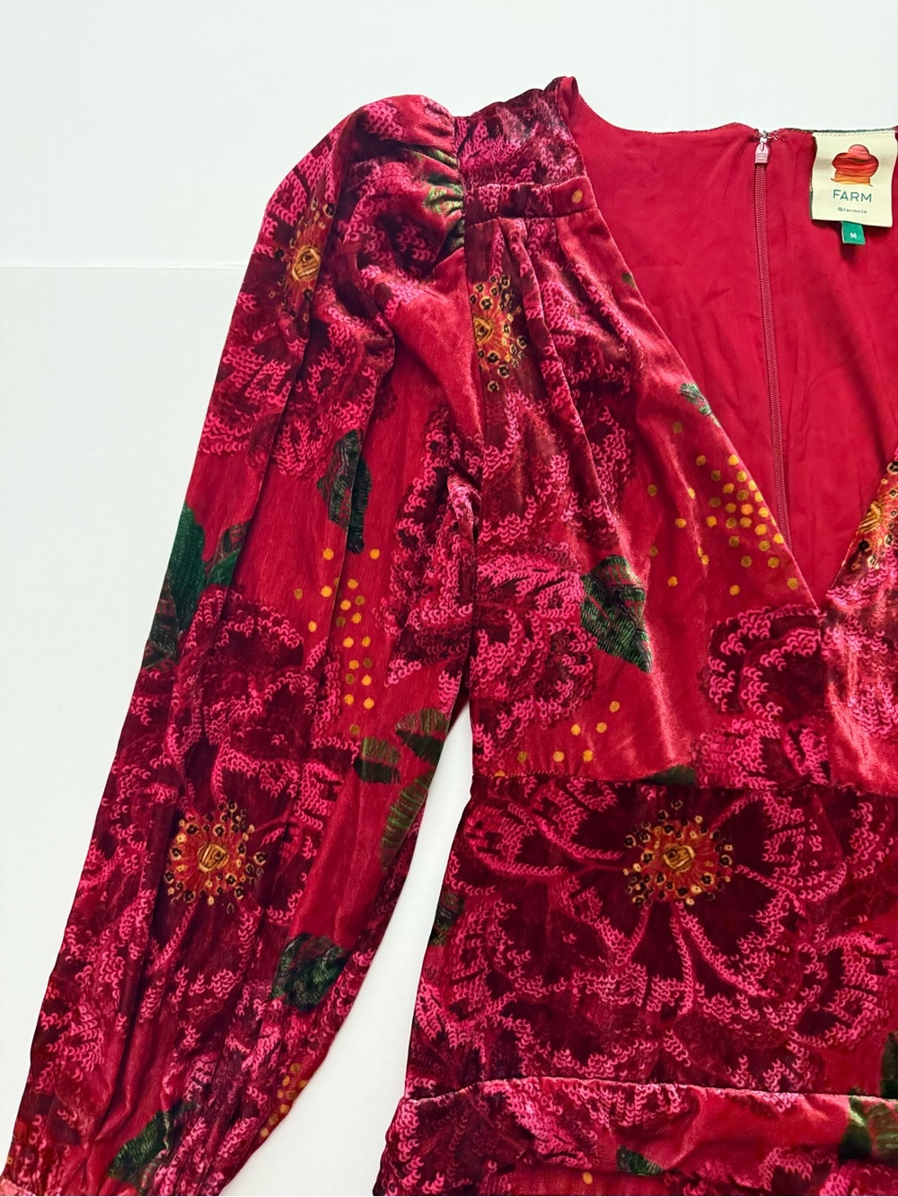 Farm Rio Red Shiny Flowers Velvet Mini Dress Medium Deep V Neck Ruched⁠ - Picture 4 of 16